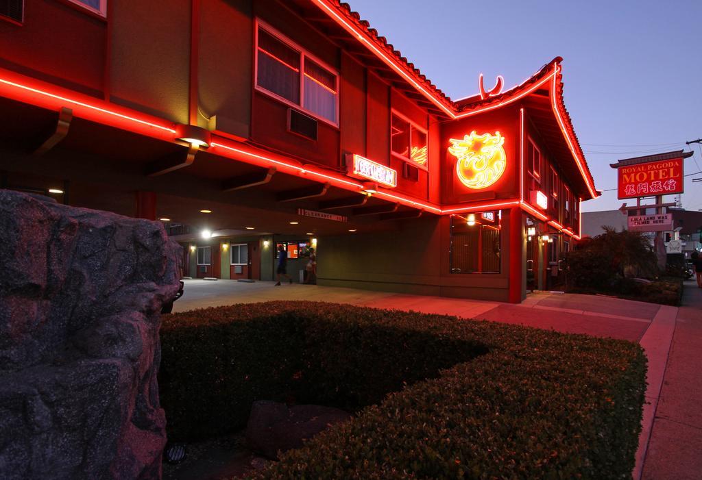 Royal Pagoda Motel Dodger Stadium Los Angeles Dış mekan fotoğraf